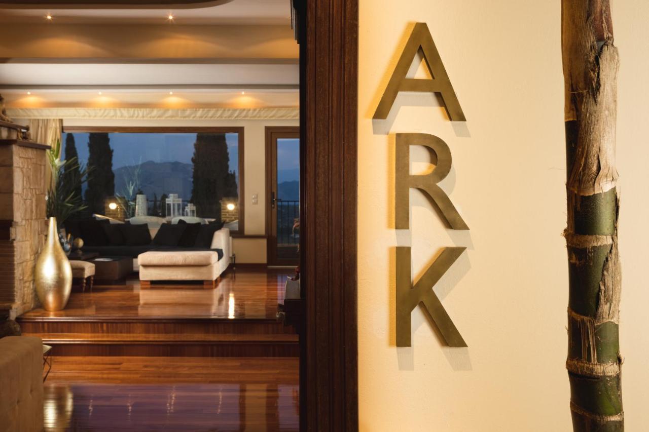 Ark Luxury & Private Villa Mouzákion Exterior foto