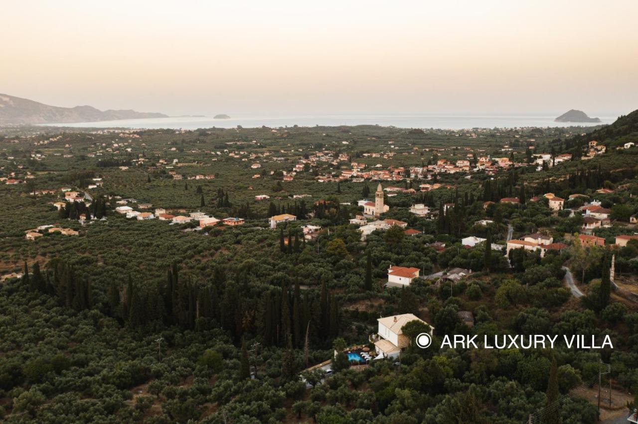 Ark Luxury & Private Villa Mouzákion Exterior foto