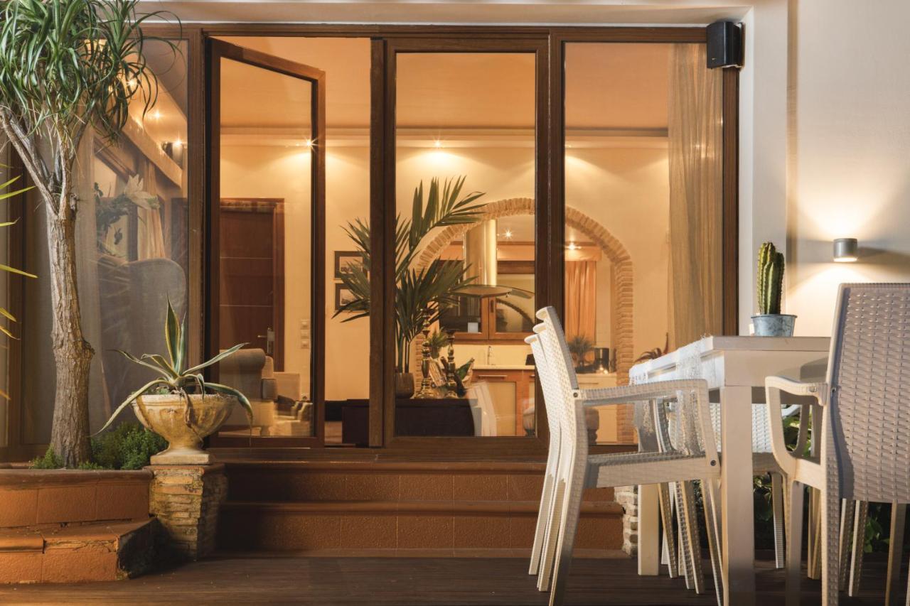 Ark Luxury & Private Villa Mouzákion Exterior foto